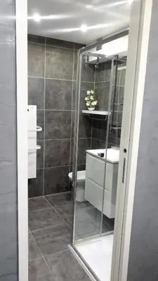 Salle de bains dans l'établissement Elegant F2 with all comforts in center of Cannes