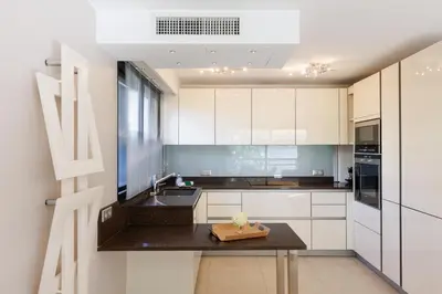 Cuisine ou kitchenette dans l'établissement Immogroom Luxury 1 bedAppartment AC Terrace
