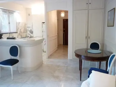 Coin salon dans l'établissement Appartement jardin
