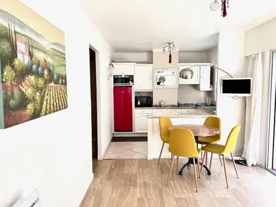 Cuisine ou kitchenette dans l'établissement Positive