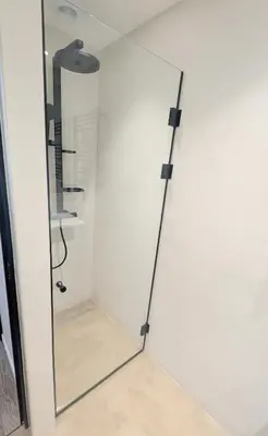 Salle de bains dans l'établissement Ref PINSON