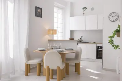 Cuisine ou kitchenette dans l'établissement Josi - 2 chambres, central, 10mn du Palais&Plages, neuf, clim