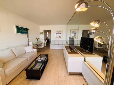 Coin salon dans l'établissement Marina Baie des Anges - Studio - Villeneuve-Loubet