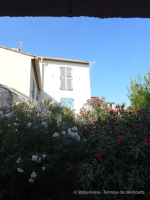 Jardin de l'établissement TDR - Fabulous - 5 STARS Terrace - 4pax Old Town