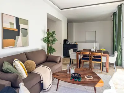 Coin salon dans l'établissement Grand appartement rénové - Jardin et Parking - CZ
