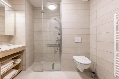 Salle de bains dans l'établissement Zenao Appart'hôtels Villeneuve Loubet