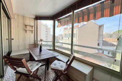 Plan de l'établissement T2 apartment with terrace in Cannes