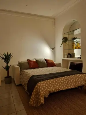 Un ou plusieurs lits dans un hébergement de l'établissement Bright one bedroom apartment in the center of Cannes13 minutes walk to the Palais des Festivals - 2290