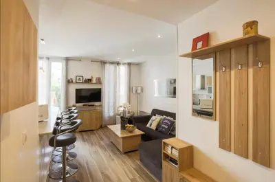 Cuisine ou kitchenette dans l'établissement Casa Blue Azur - Juan Les Pins