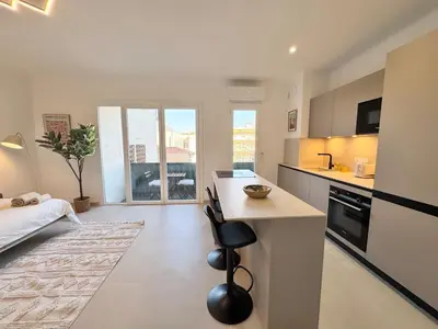 Cuisine ou kitchenette dans l'établissement Le studio Prestige et Chic