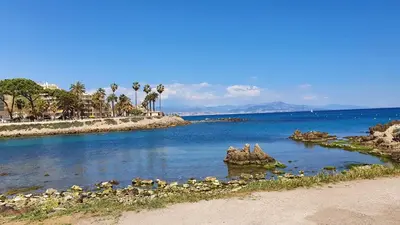 Plan de l'établissement Cap d'Antibes Duplex studio Garden-terrace Beaches