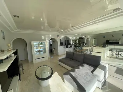 Cuisine ou kitchenette dans l'établissement Bel appartement Vue sur la Marina Classé 3 étoiles