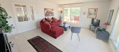 Coin salon dans l'établissement Ref HORTENSE by Palmes d Or Properties