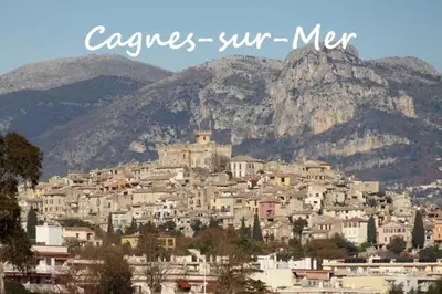 Vue générale sur la montagne ou vue sur la montagne depuis l'appartement