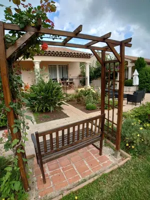 Jardin de l'établissement L'orangerai d'Antibes