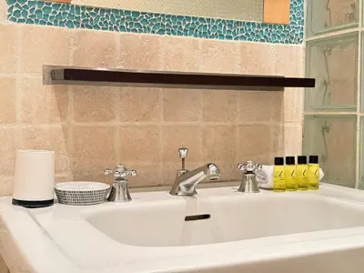 Salle de bains dans l'établissement Hypercentre - Vue Mer - Plage 50m