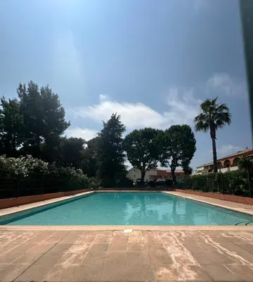 Piscine de l'établissement App 4 pers avec terrasse ou située à proximité