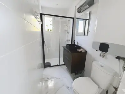 Salle de bains dans l'établissement Belvédère 3 étoiles