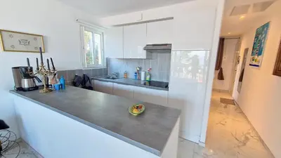 Cuisine ou kitchenette dans l'établissement Belvédère 3 étoiles