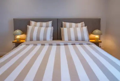 Un ou plusieurs lits dans un hébergement de l'établissement #401 Heart of Vieil Antibes - Place Nationale-High-End Newly Renovated & Furnished Appartment
