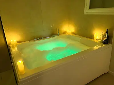 Plan de l'établissement Romantique Room avec bain