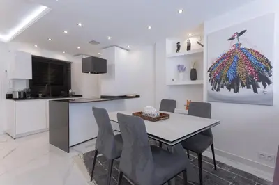 Cuisine ou kitchenette dans l'établissement Croisette Star - Bd Croisette