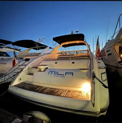 Plan de l'établissement yacht 17M Princess V52 Cannes port canto 3 chambres AC