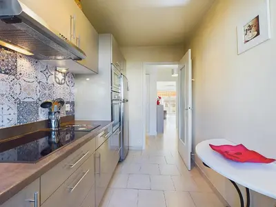 Cuisine ou kitchenette dans l'établissement Center Cannes Montfleury