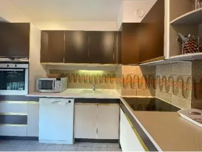 Cuisine ou kitchenette dans l'établissement Centre cannes Galia 210 m2