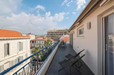 Balcon ou terrasse dans l'établissement REF 1493 - Cannes -City Center Banane District