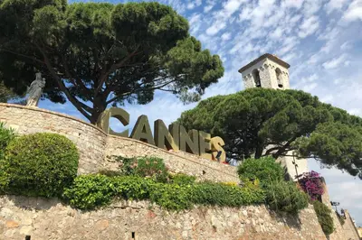 Jardin de l'établissement Bright and vast studio terrace easy parking Cannes heart of town 1 mn