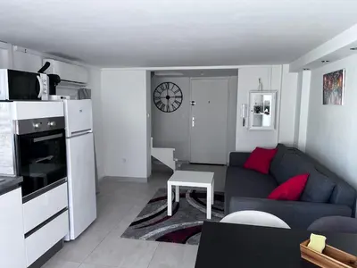 Cuisine ou kitchenette dans l'établissement duplex en bord de mer