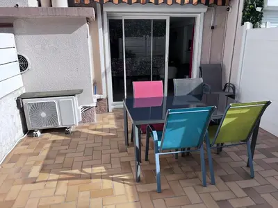 Cuisine ou kitchenette dans l'établissement duplex en bord de mer