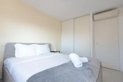 Un ou plusieurs lits dans un hébergement de l'établissement Baies de Juan - Apt 4 Pers - Pool - Air Conditioning
