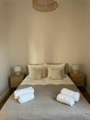 Un ou plusieurs lits dans un hébergement de l'établissement Maison Dalaise - Cannes
