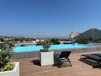 Piscine de l'établissement Rooftop Pool ou située à proximité