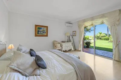Un ou plusieurs lits dans un hébergement de l'établissement REF 1849 - Cannes - Villa Provencal Style to rent