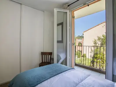 Un ou plusieurs lits dans un hébergement de l'établissement Apartment Vaugrenier Présidence by Interhome