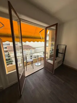 Balcon ou terrasse dans l'établissement St Paul Cannes