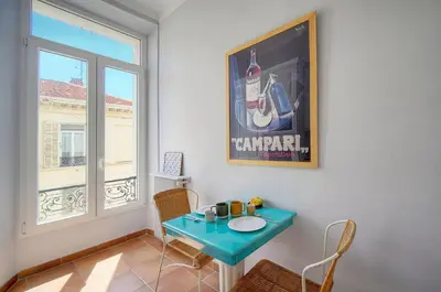 Plan de l'établissement Lumineux 2 chambres, CARRE D'OR-COEUR DE CANNES A2B196