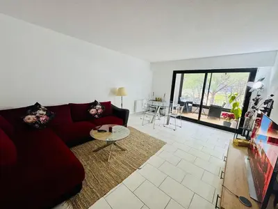 Coin salon dans l'établissement Spacieux T2 à Mougins-le-Haut