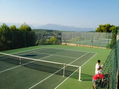 Tennis ou squash au sein de l'appartement ou à proximité