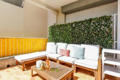 Coin salon dans l'établissement Juan les pins confort et commodites