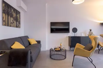 Coin salon dans l'établissement YELLOW DUBOY D'ANGERS 2 Bedrooms
