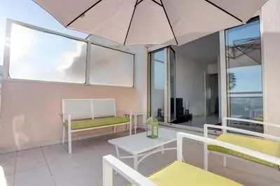 Balcon ou terrasse dans l'établissement 3 Festival de Cannes joli 2 pièces 4 personnes