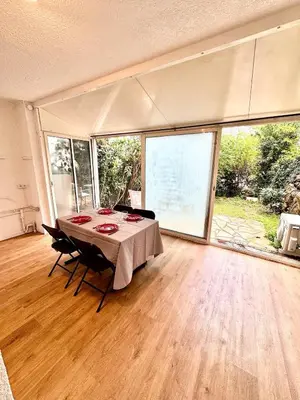 Plan de l'établissement Agréable 2 pièces et son jardin