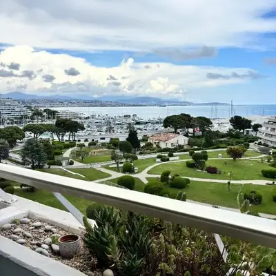 Sea & Port View Cozy Studio at Marina Baie des Anges