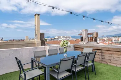Balcon ou terrasse dans l'établissement Studio Rooftop SCLS - Terrasse, Jacuzzi, Rue d'Antibes