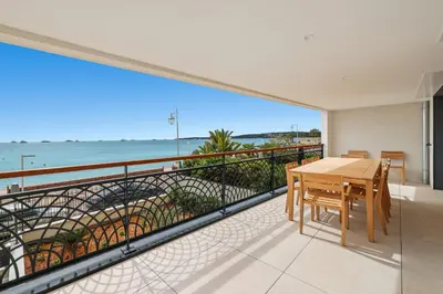 Balcon ou terrasse dans l'établissement REF 1998 - Cannes - Sea view apartment for rent