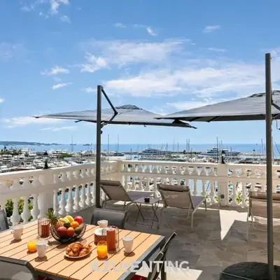 Azurenting - vue sur le port - roof top 3